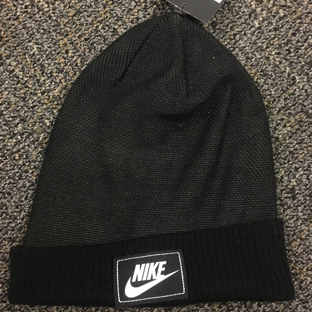 Adult unisex black beanie